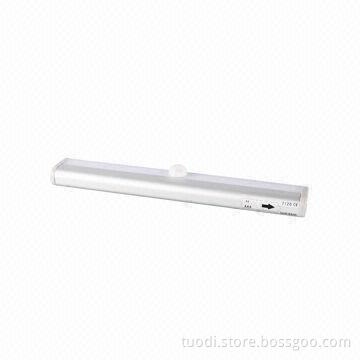 4 x AAA Batteries Operated PIR Sensor Light, Sized 190 x 30 x 16mm, 1,800-2,000mcd Brightness